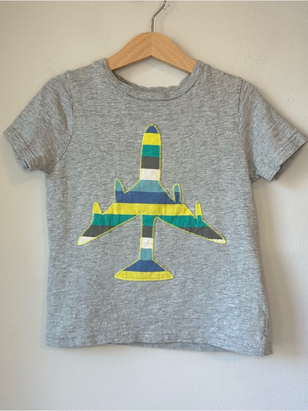 Mini Boden Grey Airplane Stripe Appliqué T-Shirt Size 3-4Y